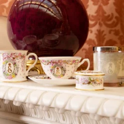 Queen Elizabeth Ii Commemorative Teacup And Saucer Cups & Saucers